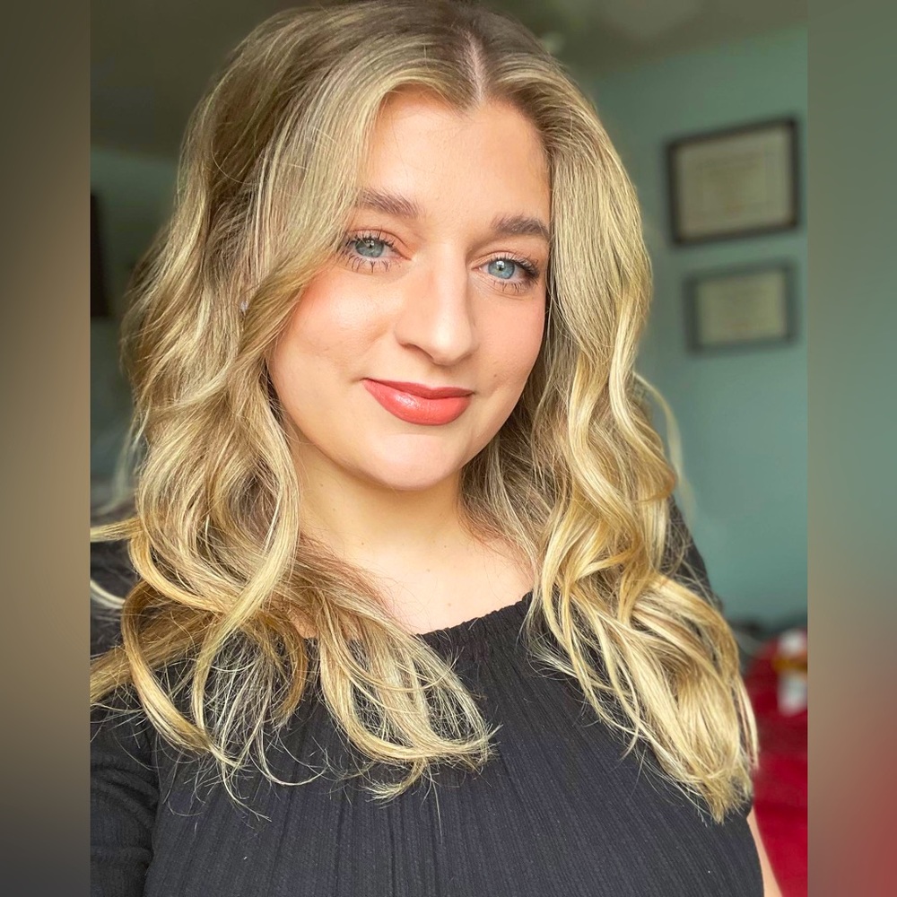 Meet your Posher, Natalie
